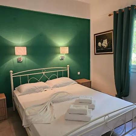 Corfu Dream Holidays Standart アパート